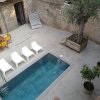 Отель AS Sant Domenec Pool&Bike в Жироне