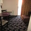 Отель Express Suites Riverport Inn & Suites, фото 18