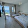 Отель Two Palms Apartment, фото 2