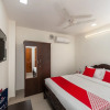Отель OYO 26677 Pmr Guest Inn, фото 28