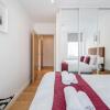 Отель Roomspace Apartments -Swan House, фото 3