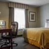 Отель Quality Hotel and Suites Woodstock, фото 36
