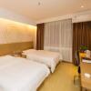 Отель GreenTree Inn Shijiazhuang Xinji City Shifu Street Express Hotel, фото 11