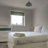 Отель Large, Spacious and Modern apt for 4 in Manchester, фото 13