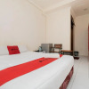 Отель RedDoorz Plus @ Gunungsari Surabaya, фото 12