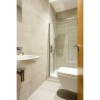 Отель Stylish 2 bed 2 bath *Close To Beach and Centre with parking*, фото 6