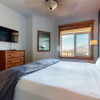 Отель Sunstone 305 Corner Unit At Sunstone Lodge Great Complex Amenities Near Ski-in Ski-out by Redawning, фото 7