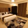 Отель Asalat Al Hamra Furnished Units, фото 16