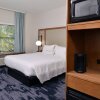 Отель Fairfield Inn & Suites by Marriott Canton, фото 44