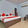 Отель iROOMZ Grand Aarvi Suites, фото 4