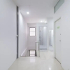 Отель OYO 724 Green Light Cafe and Bed Hostel, фото 17