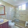 Отель Large Golf View Villa With Pool Jacuzzi and Staff в Пунте Кана