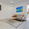 Отель Perfect Location Modern 2BR Apartment, фото 13