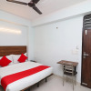 Отель OYO Flagship 39600 Sathguru Residency, фото 3