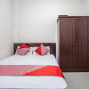 Отель OYO 93477 Almahyra Guest House Syariah, фото 3