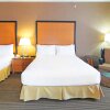 Отель Holiday Inn Express Hotel & Suites Calgary S-Macleod Trail S, an IHG Hotel, фото 23