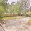 Отель Cozy Home w/ Yard ~ 9 Mi to Dtwn Charleston!, фото 16