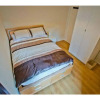 Отель Central Open Plan Flat Sleeps 4, фото 1