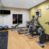 Отель Holiday Inn Express & Suites Dallas East - Fair Park, an IHG Hotel, фото 19