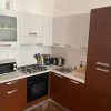 Отель Impeccable 3-bed Apartment Close to the River, фото 2