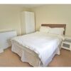 Отель Spacious, Bright, Festival Flat for 6 at Meadows, фото 2