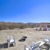 Отель Chic Morongo Valley Home: Mtn Views & Pergola, фото 15