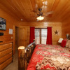 Отель Ridgetop Theatre Lodge - Six Bedroom Cabin, фото 3