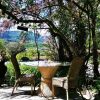 Отель Le Mas des 5 Fontaines. Chambres d'hôtes, фото 18