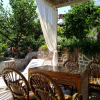 Отель Spaceful Apartment With Veranda 'n Garden, фото 8