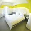 Отель YELLO Hotel Jemursari - Surabaya, фото 4