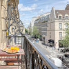 Отель Cosy Parisian 1bdr Flat - Prime Location Le Marais, фото 20