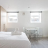 Отель Modern Studio Flat in Camberwell, фото 2