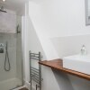 Отель 2 Bedroom Flat in Brixton Sleeps 4, фото 10