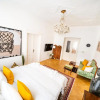 Отель Kafka Apartment 4BR+2bath Old Town, фото 6