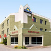 Отель Days Inn by Wyndham Ste. Helene-de-Bagot, фото 1