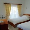 Отель 3 Bed Villa, Sleeps 6, Free WiFi, Quiet Location, фото 5