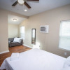 Отель Remodeled House Near Downtown 1br/1ba, фото 7