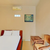 Отель OYO 92203 Tata Guest House, фото 15