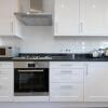 Отель Trendy 2 Bed - A hidden Luxury in Hayes nr Heathrow, фото 11