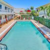 Отель Waterfront Studio Hollywood Boardwalk Pool, фото 13