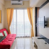 Отель Homey 2BR at Serpong Greenview Apartment, фото 4