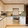 Отель Stylish 2BR Flat Central Oxford With Parking, фото 4