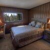Отель Heavenly Hilltop Hideaway by Lake Tahoe Accommodations, фото 6