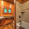 Отель Cardinal's Cove - 1 Br Cabin, фото 2