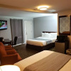 Отель Regency Inn & Suites, фото 5