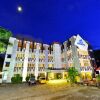 Отель Business Alliance Hotel в Янгоне