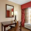 Отель La Quinta Inn & Suites by Wyndham Pigeon Forge, фото 6