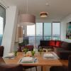 Отель Triiiple Suites Level 21 mit Balkon und Tiefgarage, фото 12