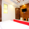 Отель North Inn by OYO Rooms, фото 15