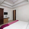 Отель Crown Palace By OYO Rooms, фото 7
